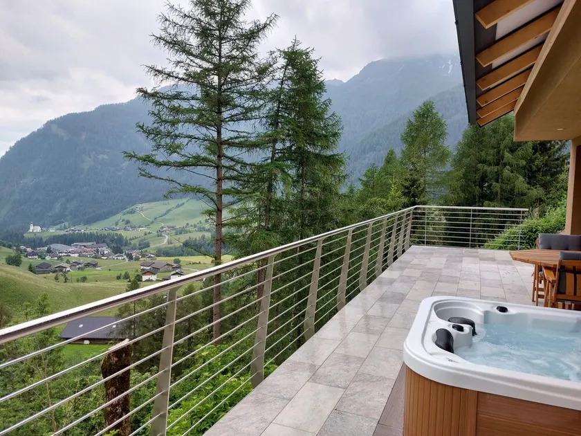 New opening June 2022 - Chalet tree house with private whirlpool - Image 1