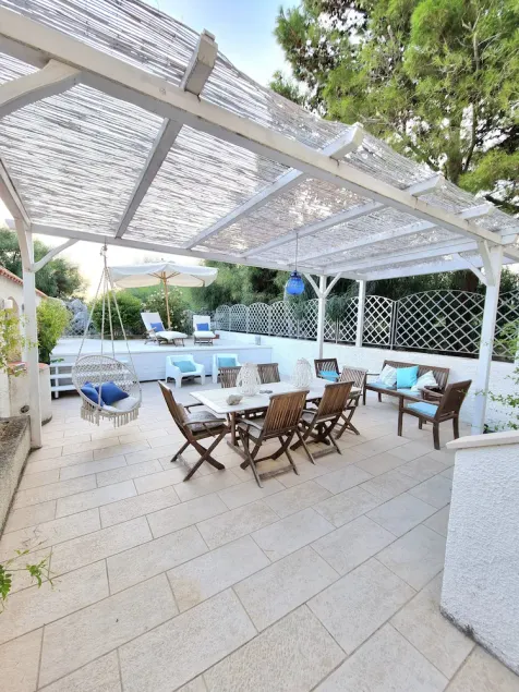 [SEA VIEW] On three floors with garden - Image 1