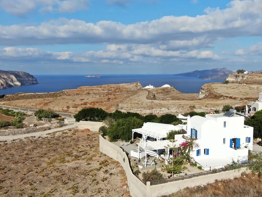 Arcana Santorini Villas II - slow living at a spacious cycladic Villa - Image 1