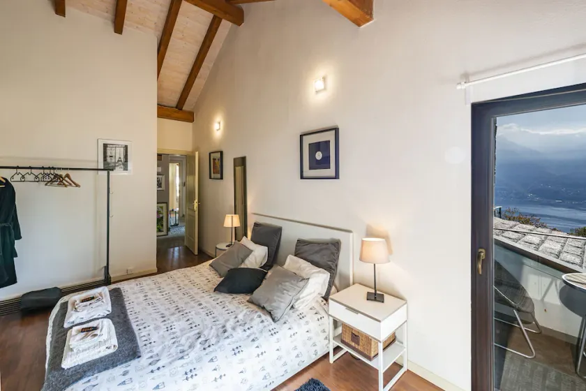 CASA LUNA - WONDERFUL LAKE VIEW - Image 1