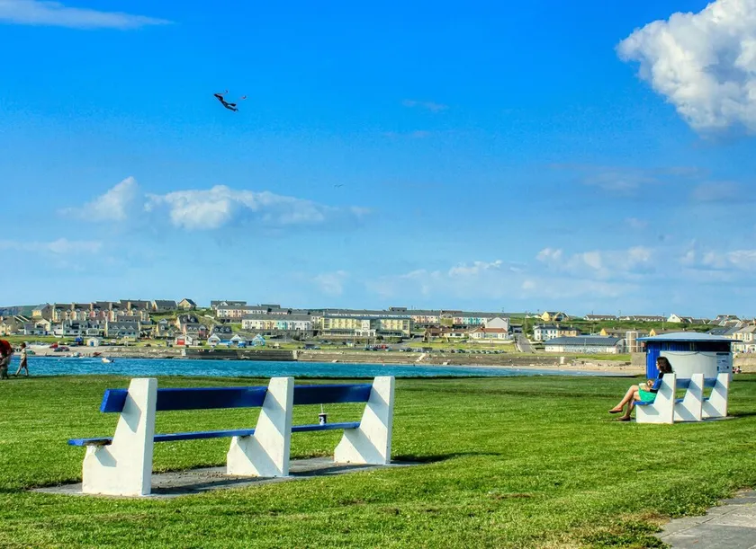Kilkee Townhouse by Trident Holiday Homes - Image 1