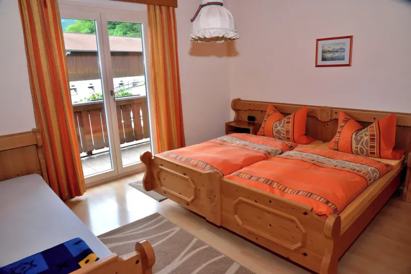 I Ferienwohnung 50 qm mit Einem Separaten Schlafzimmer, Wohnküche, Ost- und Süd/westbalkon - Image 1