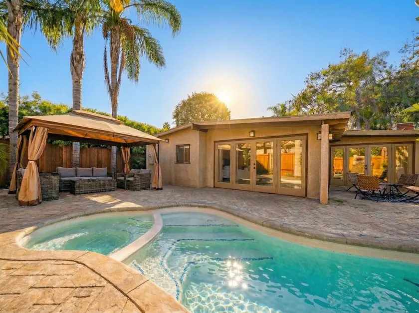 Brentwood Pool/Spa Home Close to Everything! - Image 1