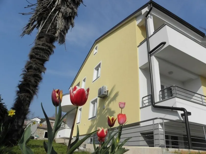 Apartamento en Zambratija con Seaview, Balcón, Acondicionador, WIFI (158-2) - Image 1
