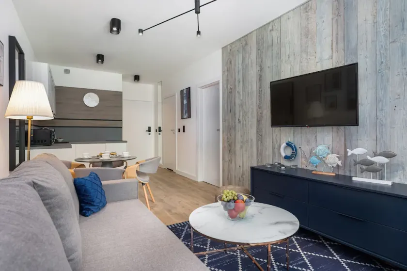 Comfortable Apartment | Balcony, Parking, Close to the Sea - Image 1