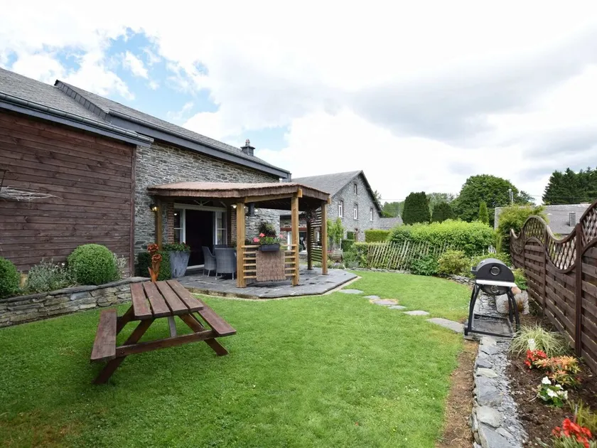 Holiday Home in Ardennes with Sauna - Image 1