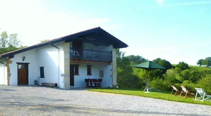CASA BONITA COM VISTA MAGNÍFICA - Image 1