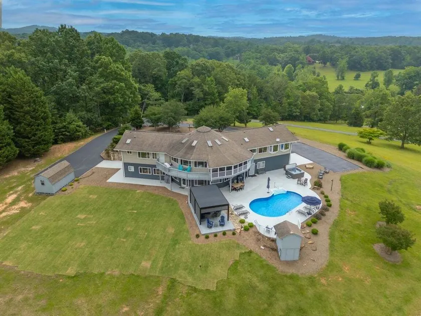 Smaland Farms: Tryon / Columbus / Asheville - In der Nähe von TIEC! Privater Pool & Whirlpool! - Image 1