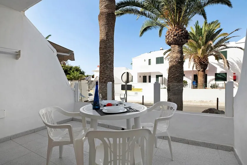 Apartment \"Ianoa\" close to the Beach with Terrace & Wi-Fi - Image 1