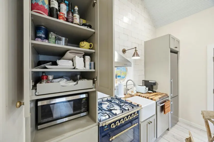 Charming Downtown Casita - Image 1