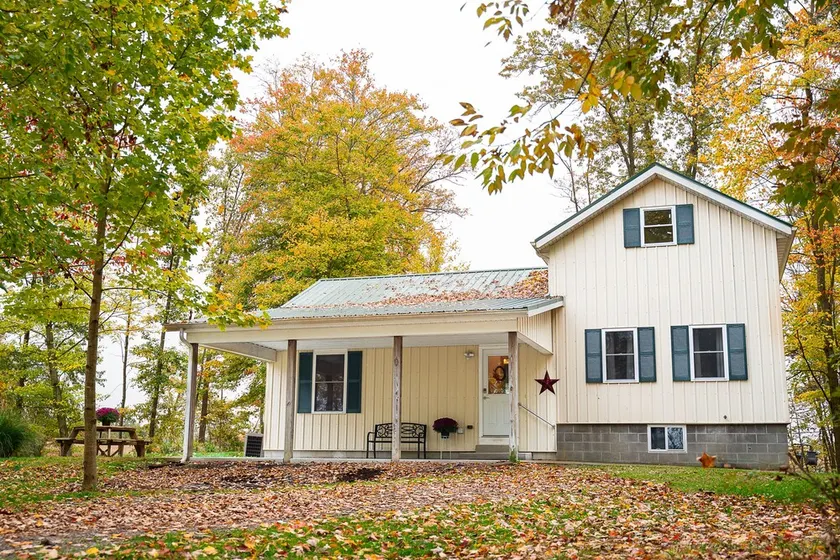 Spacious Cottage in Ohio Amish Country - Image 1