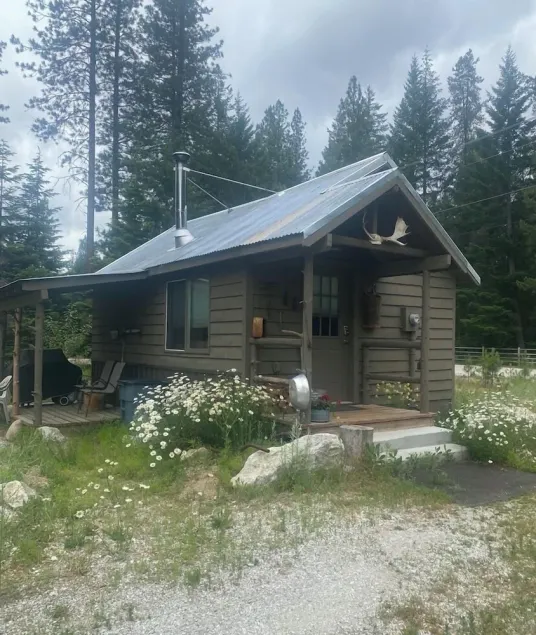 Homestead Living at Lake Wenatchee - Image 1