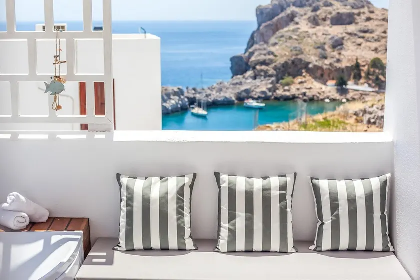 Lindian Polis Suites - Suite 4 - Image 1