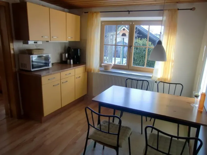 Familjevänlig lägenhet på ett centralt läge - Image 1