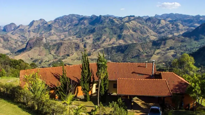 Comfortable country house in the mountains - spacious and modern. - Image 1