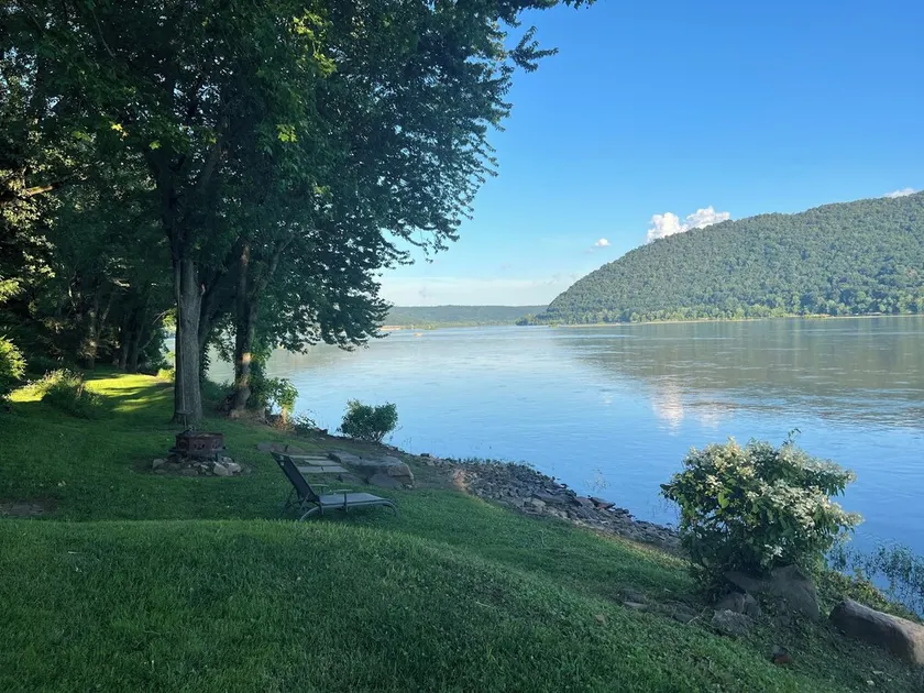 Affascinante cottage sul lungofiume con vista mozzafiato sul Susquehanna - Image 1