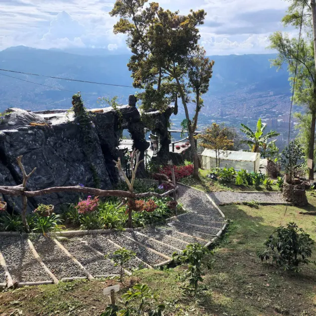 Medellin Forest Cabin with city view - Image 1