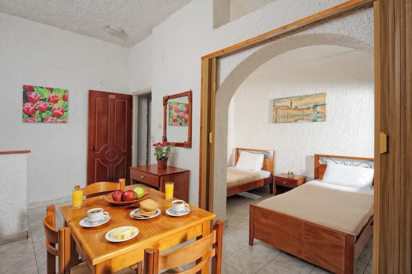 Family 1 Bedroom Apt with Washing Machine for 5 - Image 1
