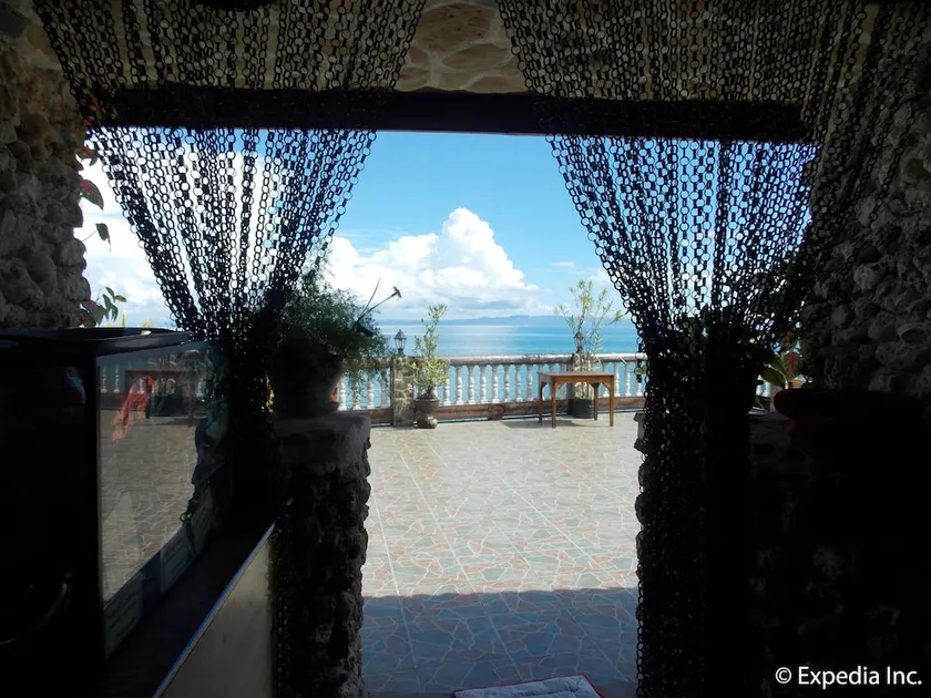 Baluarte de Argao Beach Resort - Image 1