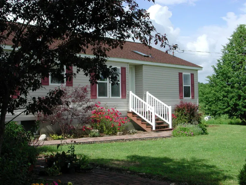 Grandview Private 2 room suite, 5 minutes to Dreams Park, close to town - Image 1
