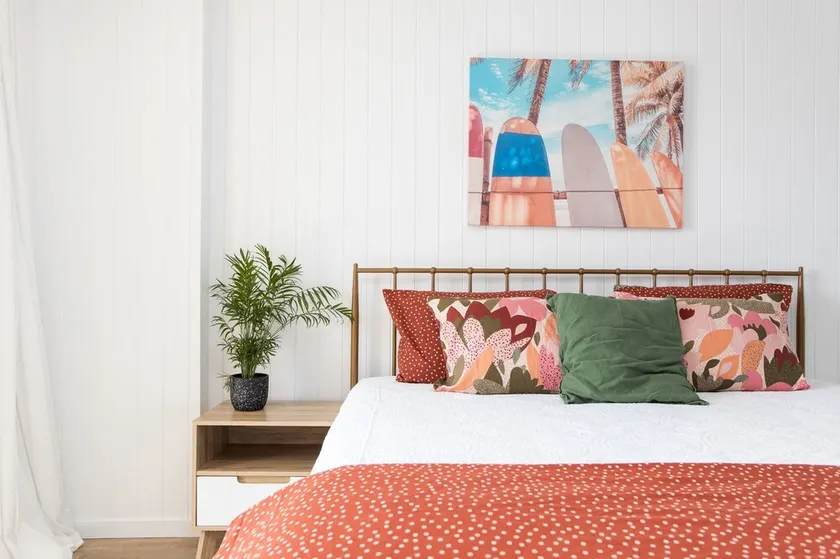 Fab Beachfront 2 Brm Apt in the Heart of Surfers - Image 1