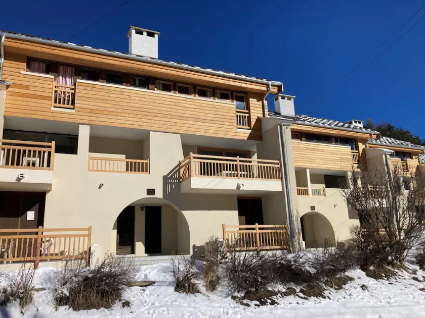 DUPLEX APARTMENT SOUTH FACING TERRACE - Image 1