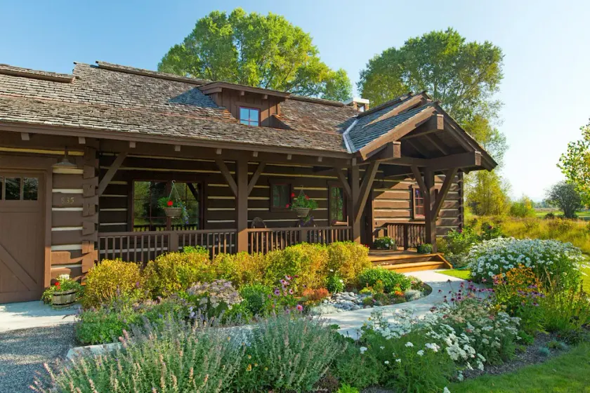 Cozy Cabin Mtn Views Proximity to Everything w Jackson Hole Property Management - Image 1