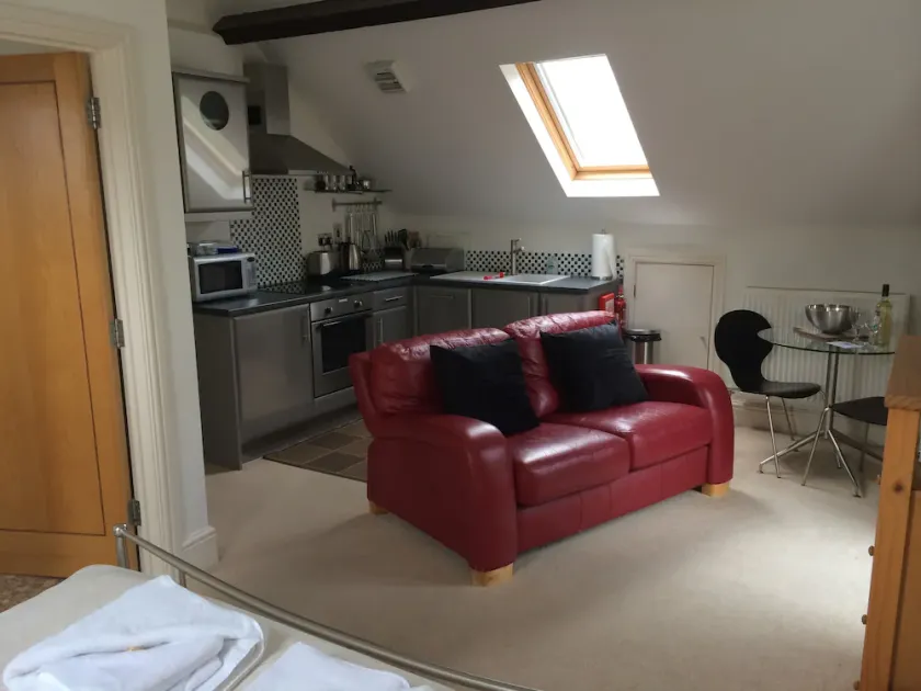 Penthouse Studio @ Southover Beach, opposite Beach - Image 1