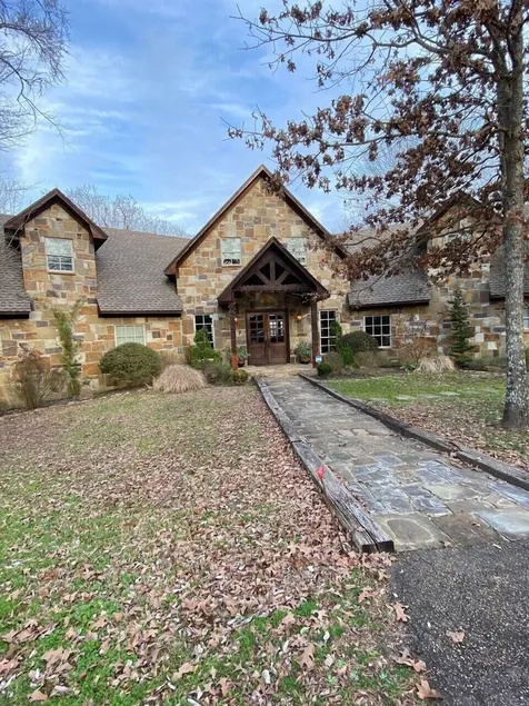 Smukke tilbagetog lodge i den piney skov i Mt. Vernon, Texas - Image 1