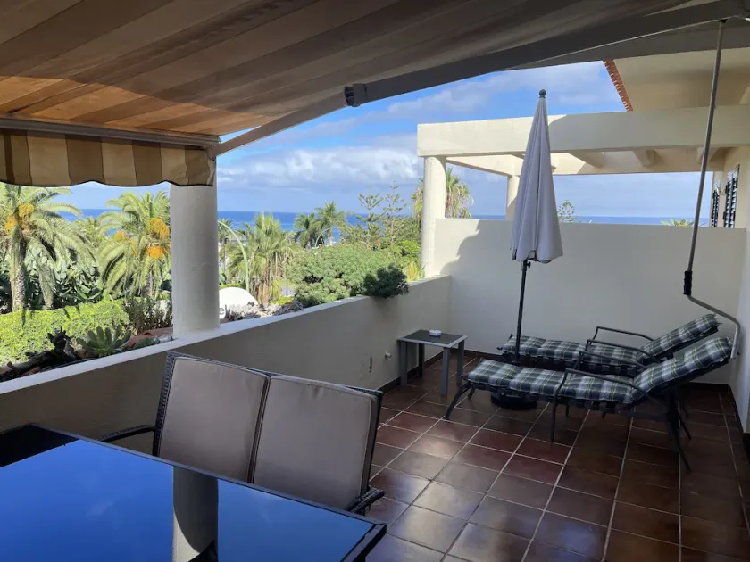 Last minute wifi free - Heated pool - Terrace apartment directly on the beach - Image 1