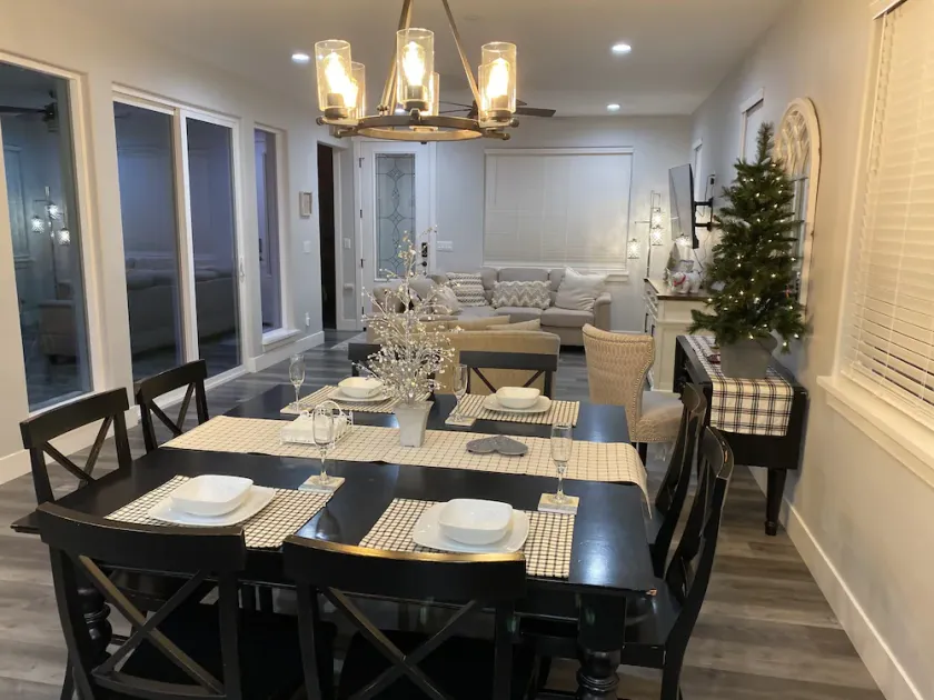 Glam modern farmhouse style in a gorgeous new custom home! - Image 1