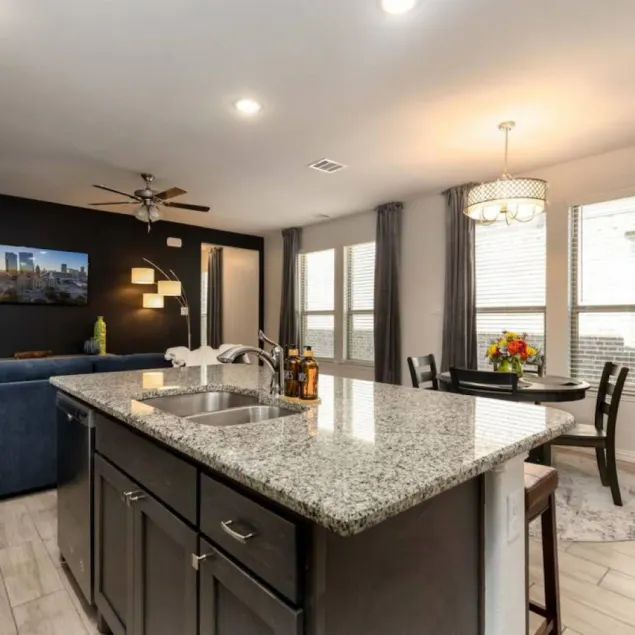 Spacious Pet Friendly - 7 miles to Eagle Mountain Lake - Image 1