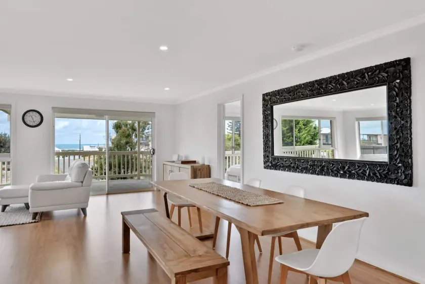 Ocean View 12 Corcoran Ave Goolwa Beach - BYO Linen - Image 1