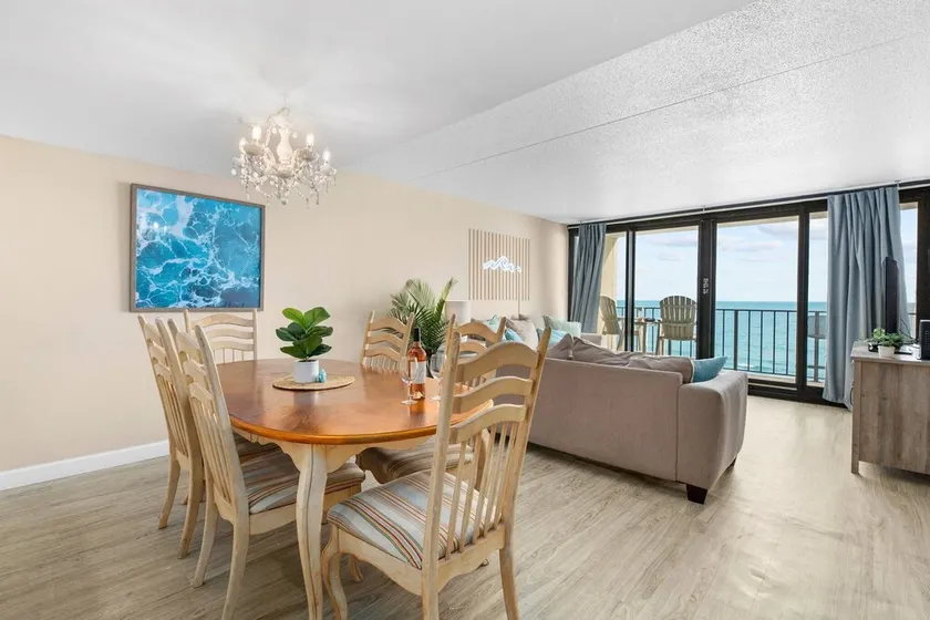 OCEAN FRONT! Peaceful Summer  Paradise large balcony-2BD2BA sleeps 8 - Image 1
