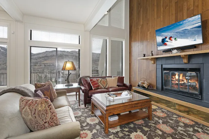 15 Chambertin Townhomes Townhouse - Image 1