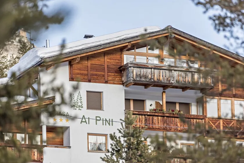Studio \"Ciasa ai Pini 211\" près des remontées-pentes avec vue montagne, balcon et sauna - Image 1