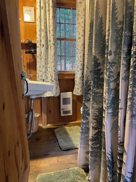 Afsondret hytte på nordkysten af ​​Mt. Øde ø - Image 1