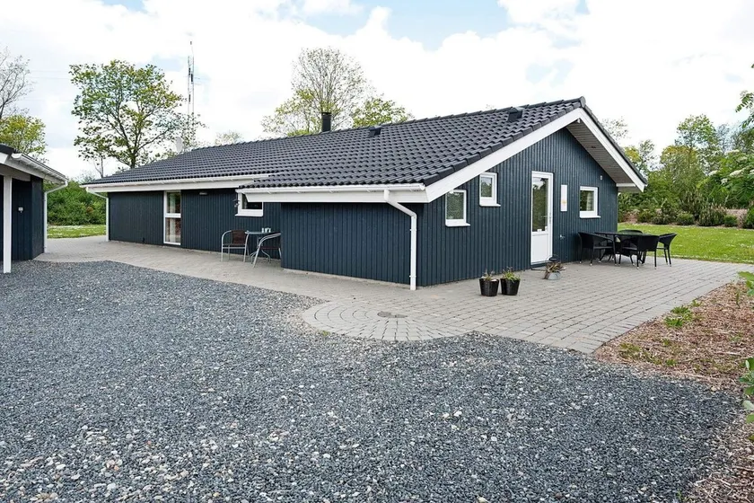 6 Personen Ferienhaus in Oksbøl-By Traum - Image 1