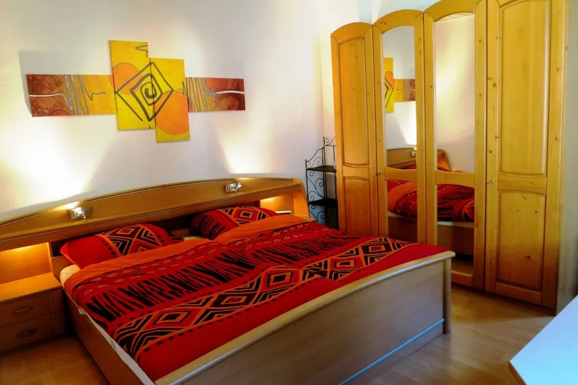 90 sqm vacation and Exhibition bungalow, 4 rooms, 6 people, kitchen and garden - Image 1
