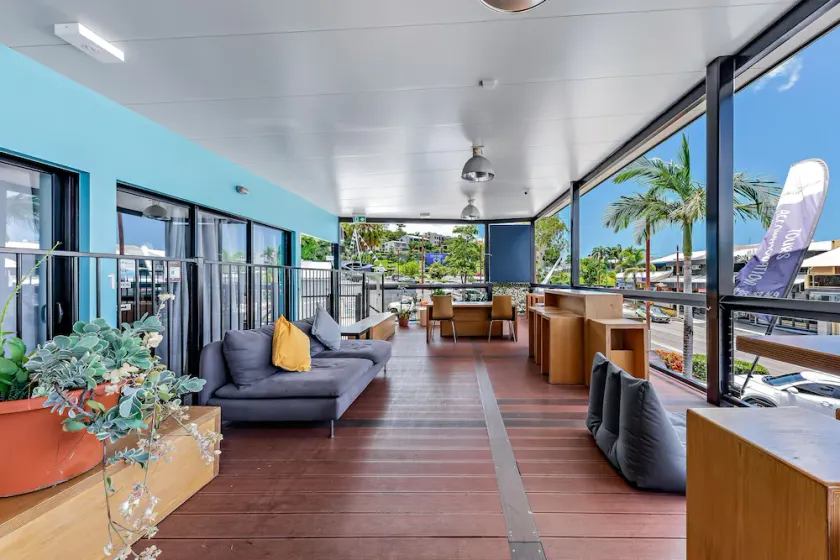Airlie Sun & Sand Accommodation #3 KIDS STAY FREE - Image 1