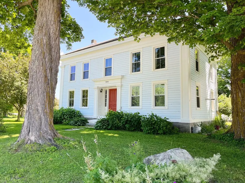 Cozy 220 Year Colonial with a spectacular view - Image 1