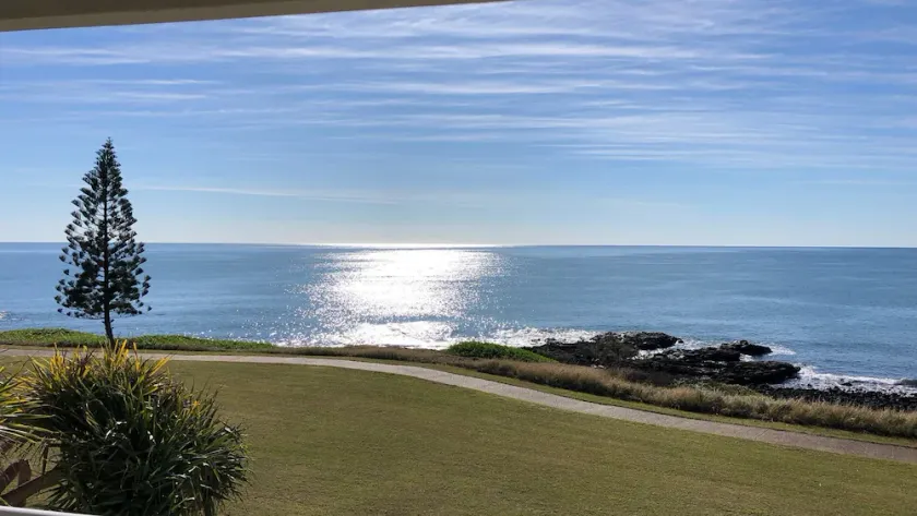 SELMAR PLACE BEACH APARTMENT - Image 1