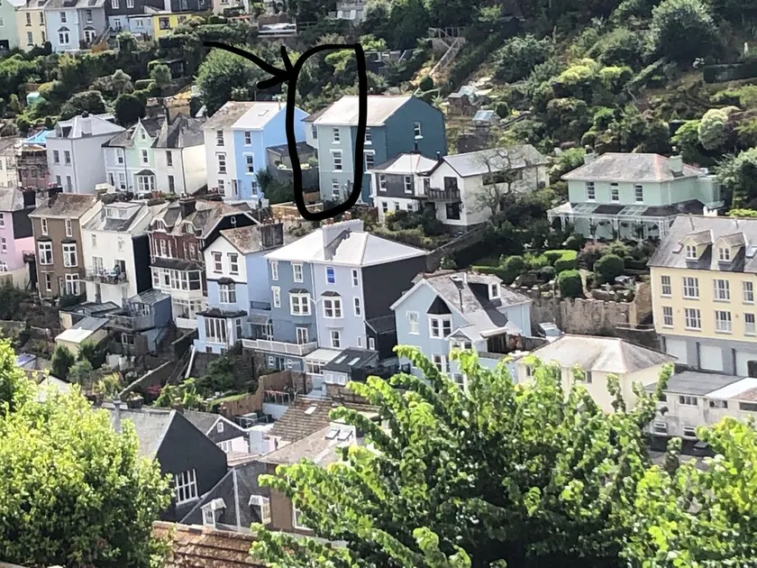 Stunning views, period town house, central Dartmouth close to river, quiet road. - Image 1
