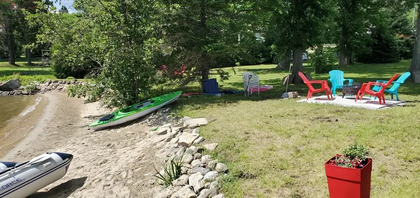 WATER FRONT 3 BDR house, Beach Boat Dock Kayak ONLY AVL JUN30 -JULY5TH - Image 1
