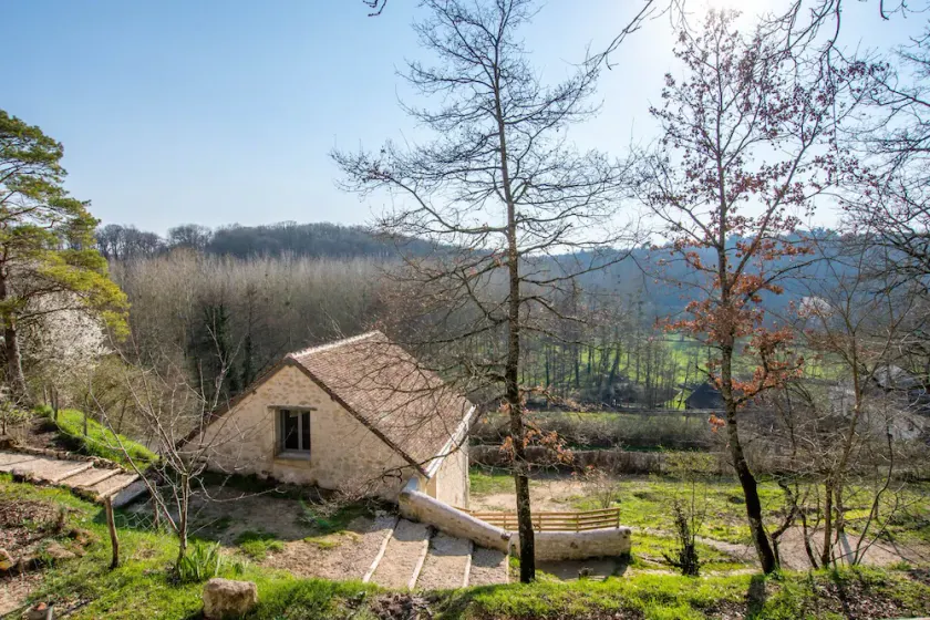 Cottage Cosy en Vallée Verdoyante de Touraine - Image 1
