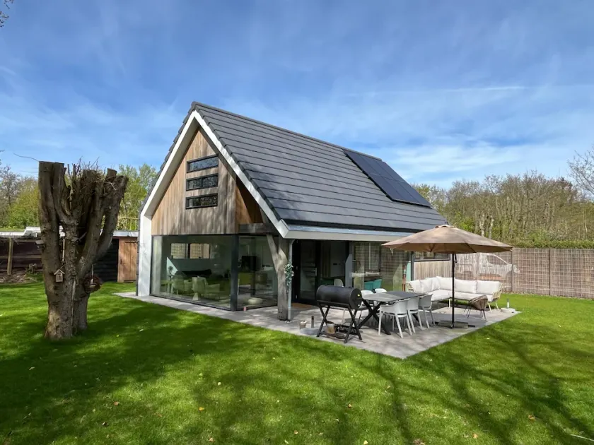 Maison de vacances avec jardin et barbecue - Image 1