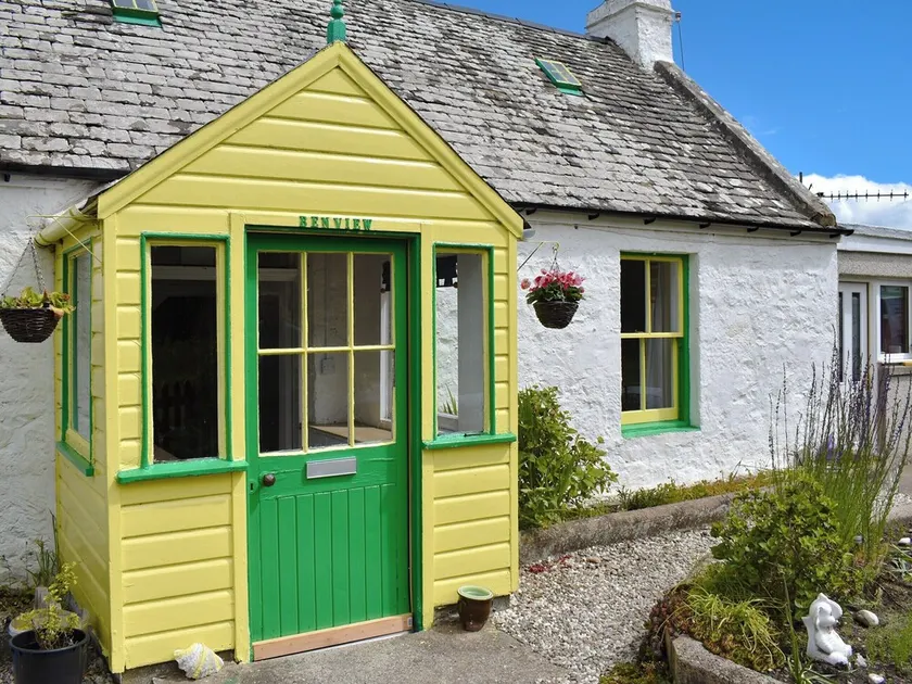 3 bedroom accommodation in Orbliston, near Elgin - Image 1