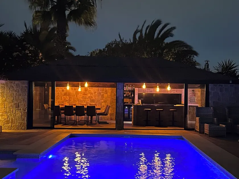 Beautiful Villa in quiet area with Wifi and Air conditioning in all rooms - Image 1
