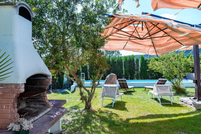 Welcome to Villa Mirta: Your Tranquil Retreat in Alghero - Image 1
