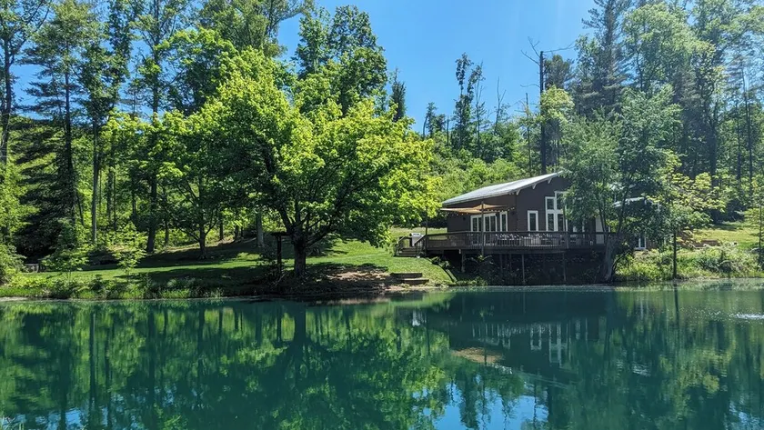 Secluded Waterfront Home Located On 82 Private Acres! Close to HH State Park! - Image 1
